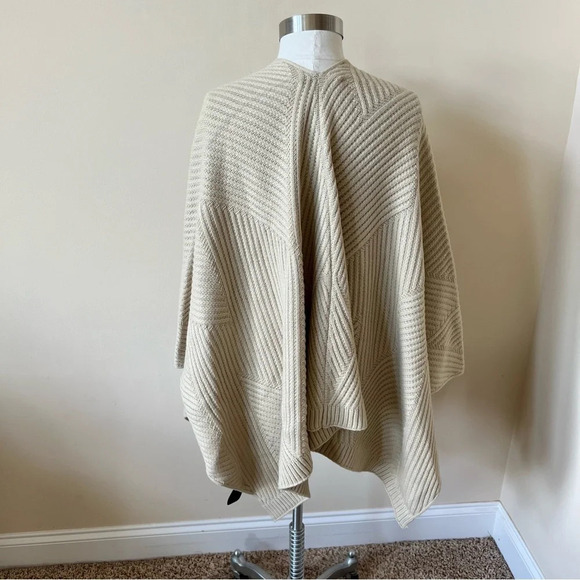 Maxmara Max sport wrap sweater 17942 - Picture 5 of 9